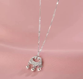 耳线;项链;耳钉