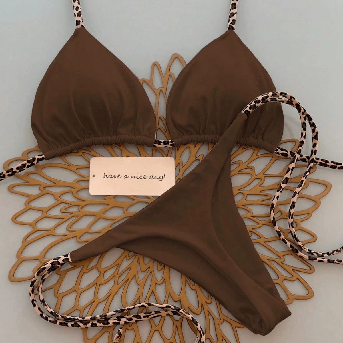 Новый 2025 год леопардовый принт бикини без спинкиhalter tie sexy женский купальник пляж отпуск оптовая продажа