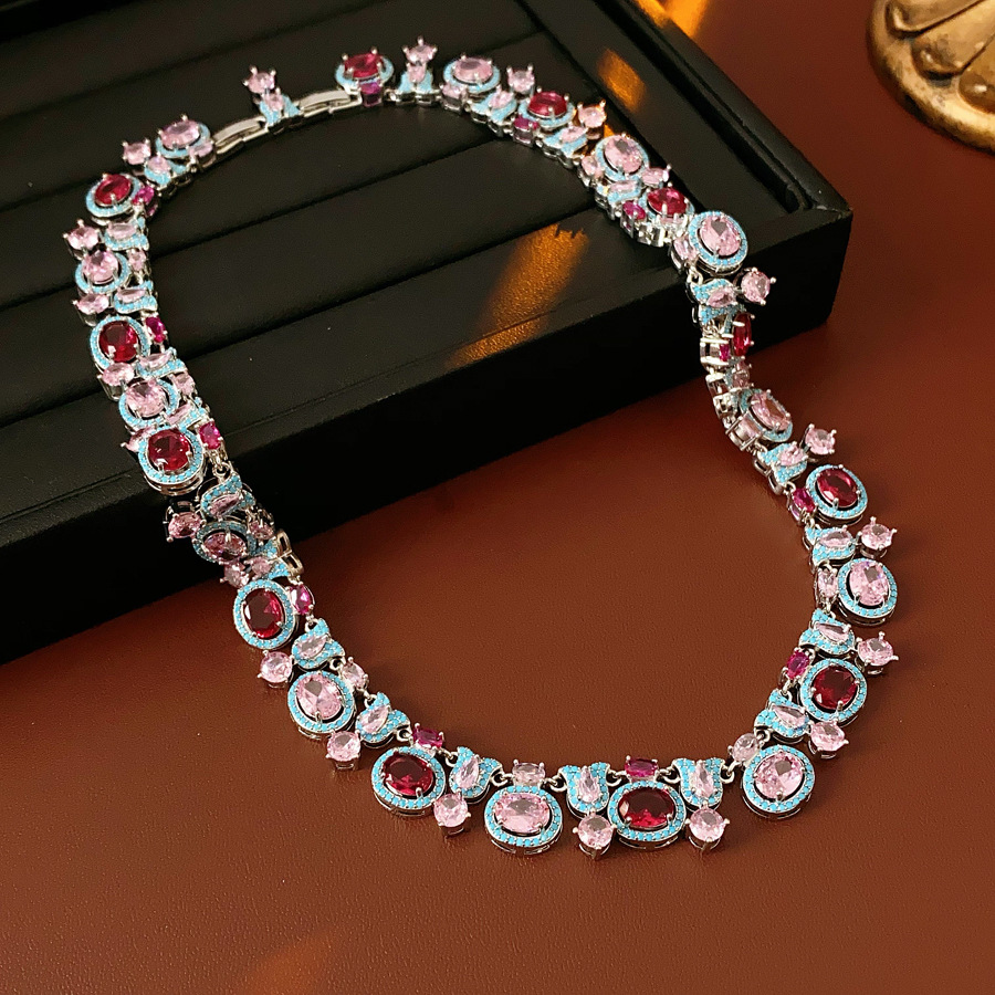 Medieval vintage zircon conjunto de geometría retrógrado sofisticado versátil cortesano estilo de hebilla joyería de nicho de alta calidad