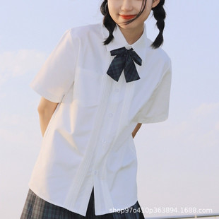 jk�r�������L���L���޻��A����ϵ�WԺ�L�ٴ�ڰ�ɫ�W��У���r��Ů