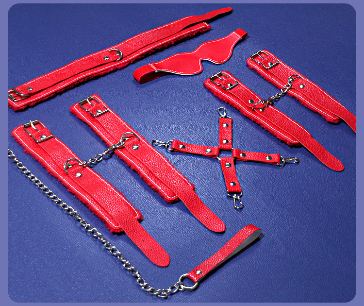 SM Plush Bondage Kit with Handcuffs and Nipple Clamps, 7-Piece Adult Couple Set — detail image 33