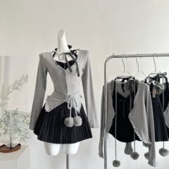 纯欲公主风针织上衣开衫+挂脖背心+波点半身裙2025秋季新款三件套