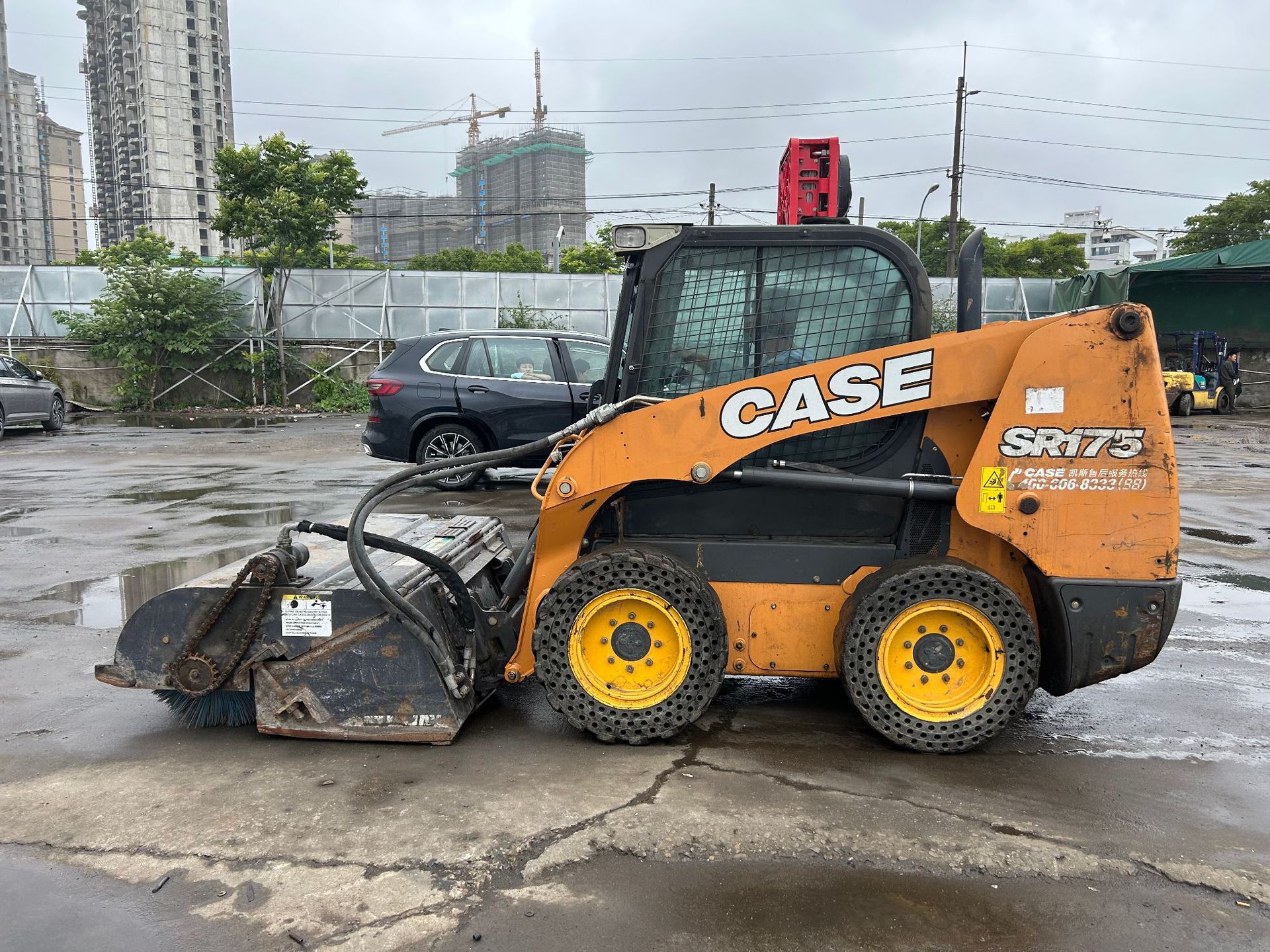 美国CASE凯斯SR175滑移装载机.滑移清扫机一台