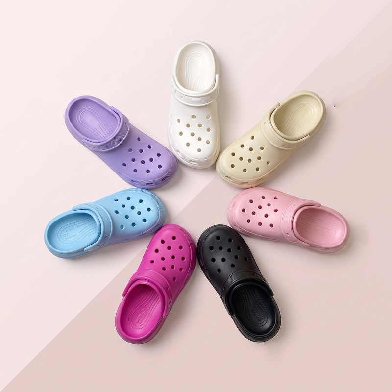 Original Croos Internet Celebrity Style Puff Hole Shoes for Little Girls, Thick-Soled, Height-Increasing, Non-Slip, Lightweight, Comfortable, Popular Model, Suitable for Wholesale Original Croos Internet Celebrity Style Puff Hole Shoes for Little Girls, Thick-Soled, Height-Increasing, Non-Slip, Lightweight, Comfortable, Popular Model, Suitable for Wholesale