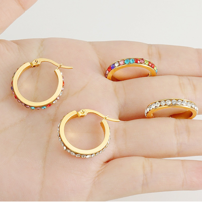 9g Weight PVD Coated Gold Plating Process 1 Pair Lady Geometric Inlay Titanium Steel Rhinestones 18k Gold Plated Hoop Earrings