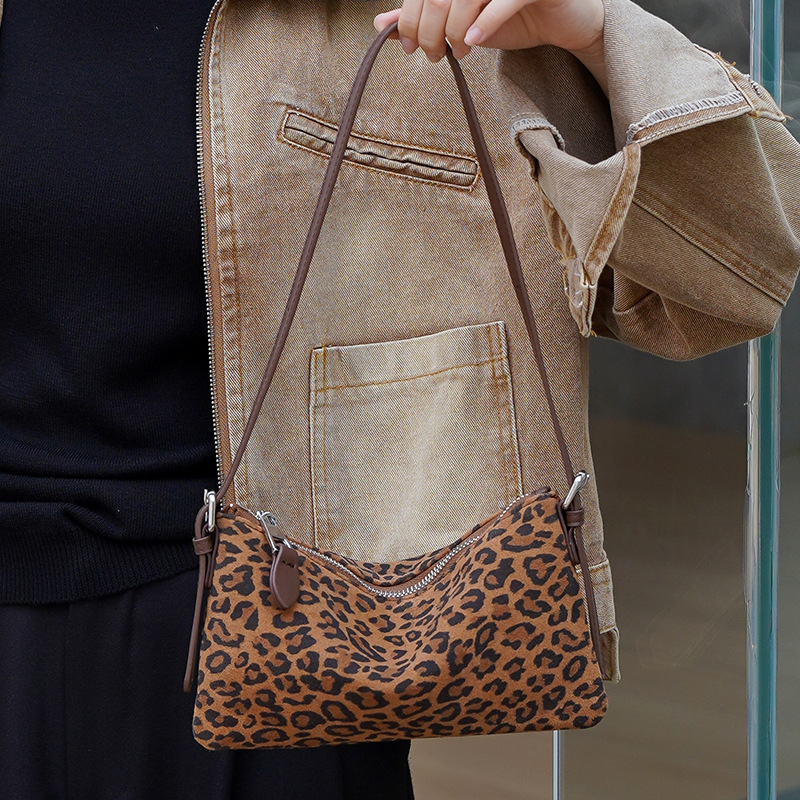 Genuine Leather Leopard Print Shoulder Crossbody Bag Handbag_voghion.com