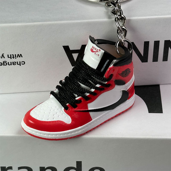 Hook aj shoe model keychain nba Kobe bag pendant basketball shoes jewelry creative personality small gift in stock