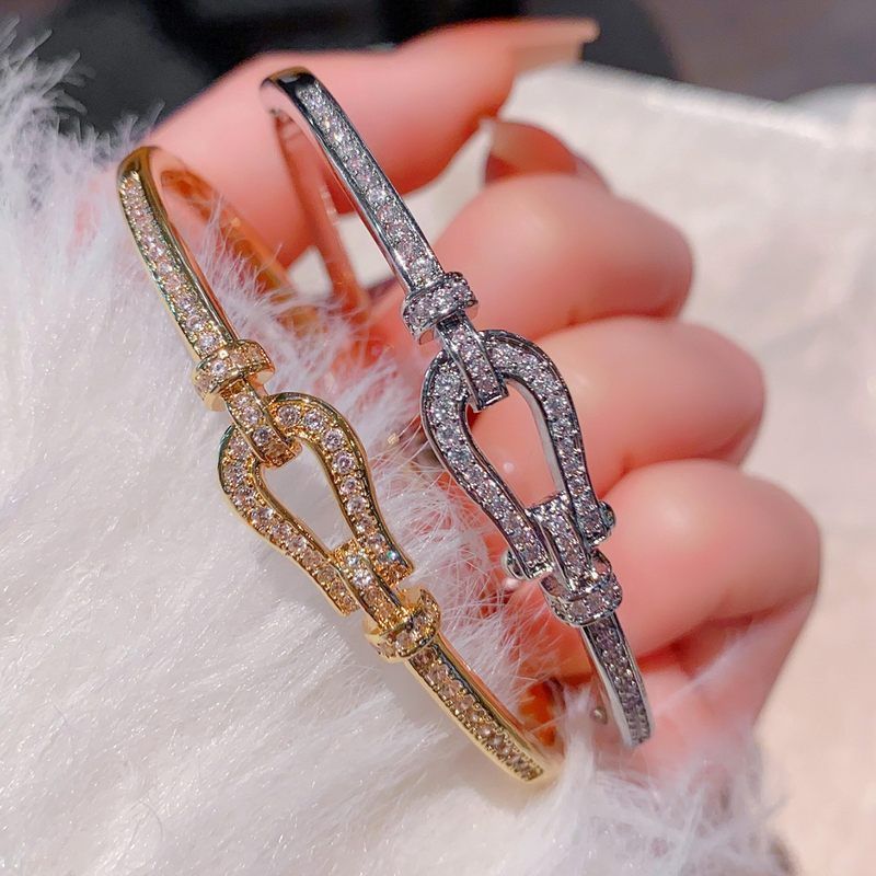 18K リアルゴールド電気メッキジルコン馬蹄バックルブレスレットライト高級ハイエンドブレスレットファッションニッチ絶妙なハンドジュエリー|undefined