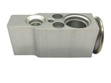 适用奇瑞风云膨胀阀 汽车空调维修阀门配件 AC Expansion valve