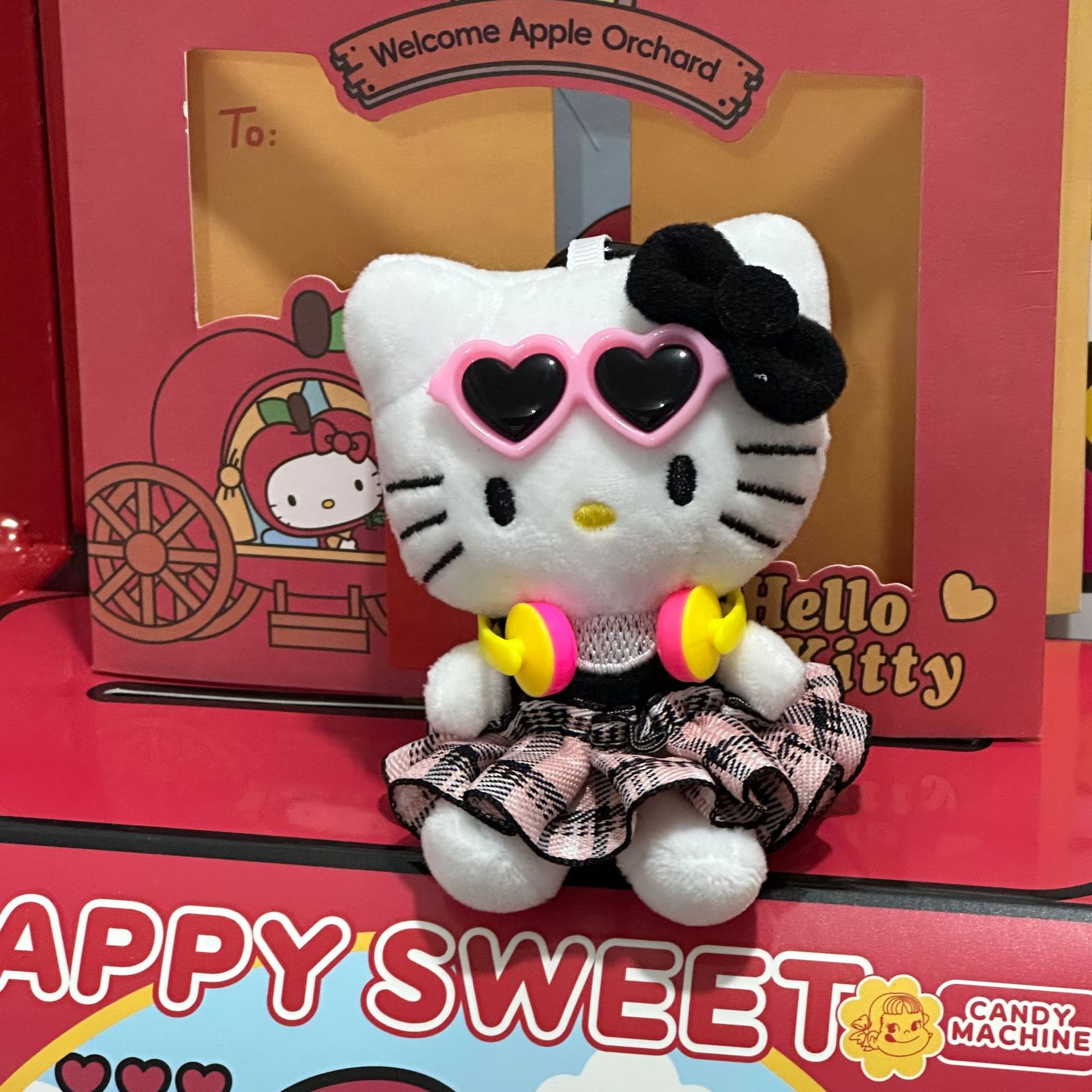 Amor hellokitty muñeca colgante llavero colgante bolsas de regalo bolsas de peluche lindo muñeca colgante lindo