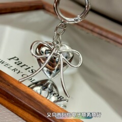 韓国インニッチデザインビッグラブリボンペンダントミュウバッグペンダント車のキーホルダーファッションアクセサリー
