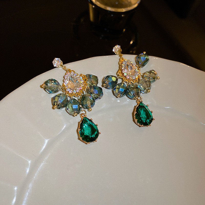 Pendientes de borla de cristal de flor de diamante con aguja de plata Pendientes de lujo ligero de estilo étnico retro Pendientes de sentido avanzado de nicho para mujer