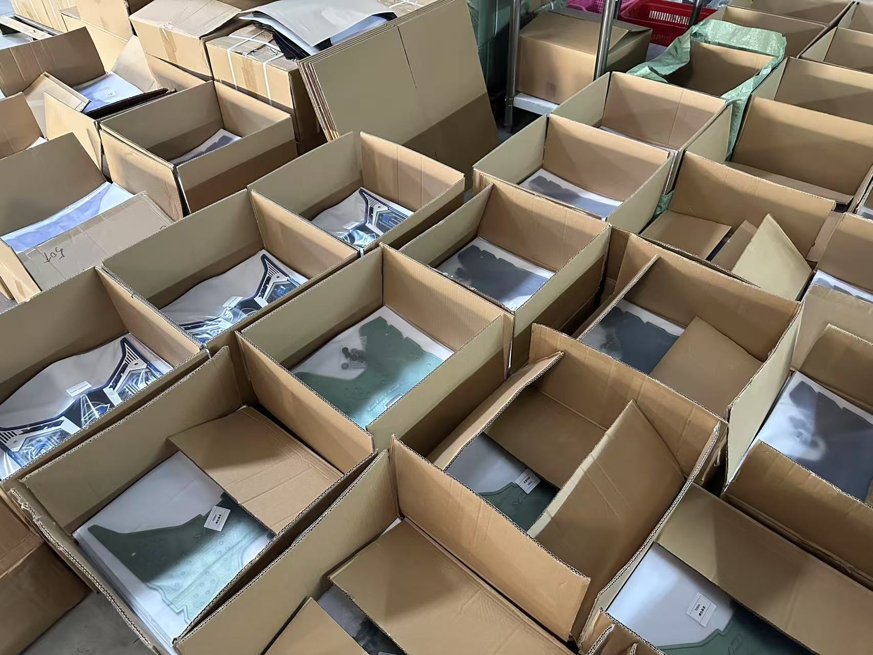 Suitable for Yamahanmax155Tubro Rubber Anti-Slip Foot Pedals and Foot Pads, Cross-Border Factory Wholesale Scooters