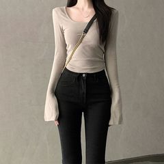 Women's Long Sleeve T-Shirt for Autumn/Winter 2023 New Design, Fitted, Stylish and Unique, High-End V-Neck Top