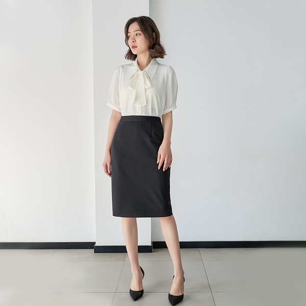 White shiffon professional shirt with bow