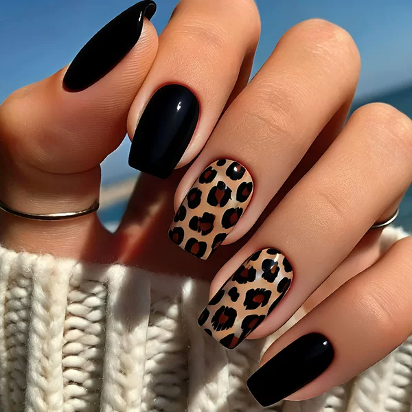 Cross-Border Leopard Print Press-On Nails, Medium Square Shape, Black Glossy Maillard Leopard Print False Nails