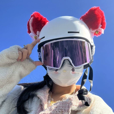 Dəbilqə (Kaska) aksesuarları, Kuromi Headband Ski Helmet Cartoon - red-and-pink-bell-cat-flower