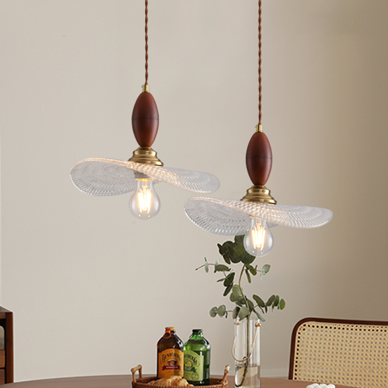 Ambiente medieval dormitorio residencial cabecera lámpara candelabro retrógrado francés simple mesa de comedor bar lámparas de cable suspendido