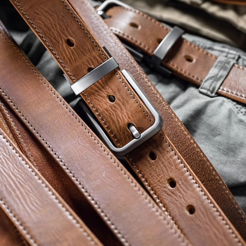 Handgefertigter Rindsleder-Gürtel aus Vollnarbenleder mit Schnalle, vintage pflanzlich gegerbt, echtes Leder, robuster Herrengürtel im Workwear-Stil mit gebrauchter Optik