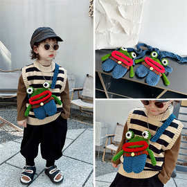 新款纯手工钩织毛线儿童小青蛙男女童斜挎配饰手机包包轻便斜挎包