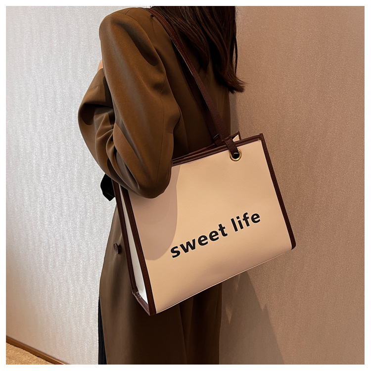 Women's Large All Seasons Pu Leather Letter Fashion Square Zipper Tote Bag display picture 8