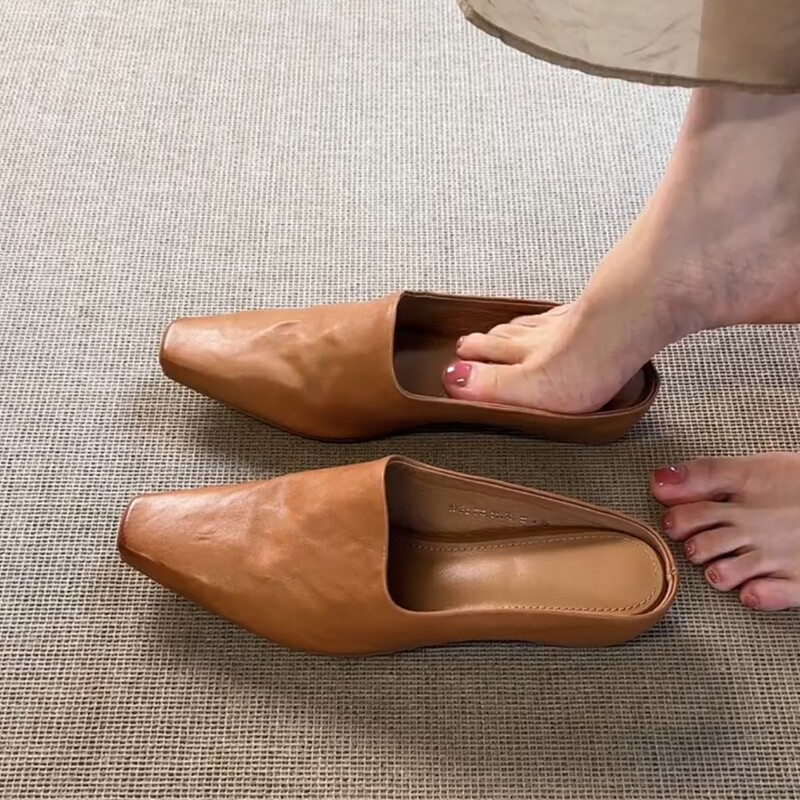 In-Stock Instant Shipping Retro Old Money Style Slip-On Mules for Women, Simple Genuine Leather, Height-Increasing, Versatile Closed-Toe Shoes