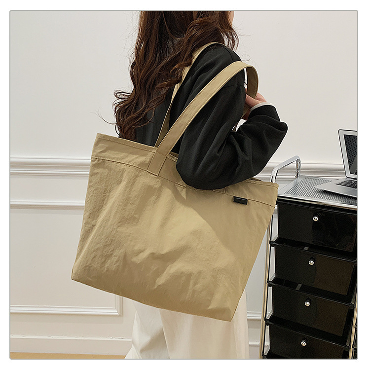 日本系キャンバスバッグ女性シングルショルダー学生純色大容量授業通勤トートレジャーバッグ斜め掛け|undefined