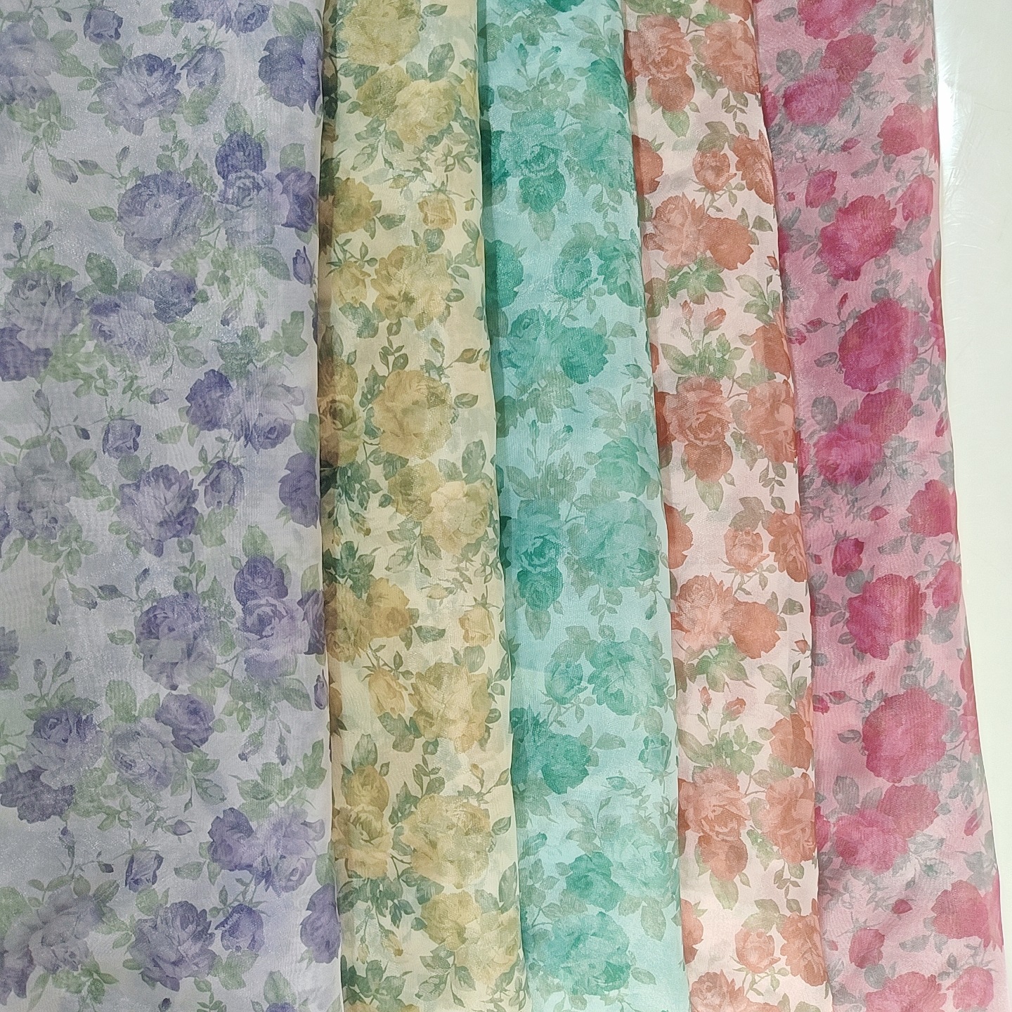 新款~时尚大气款涤纶无弹仿真丝纱大花朵数码印花 裙装礼服等面料