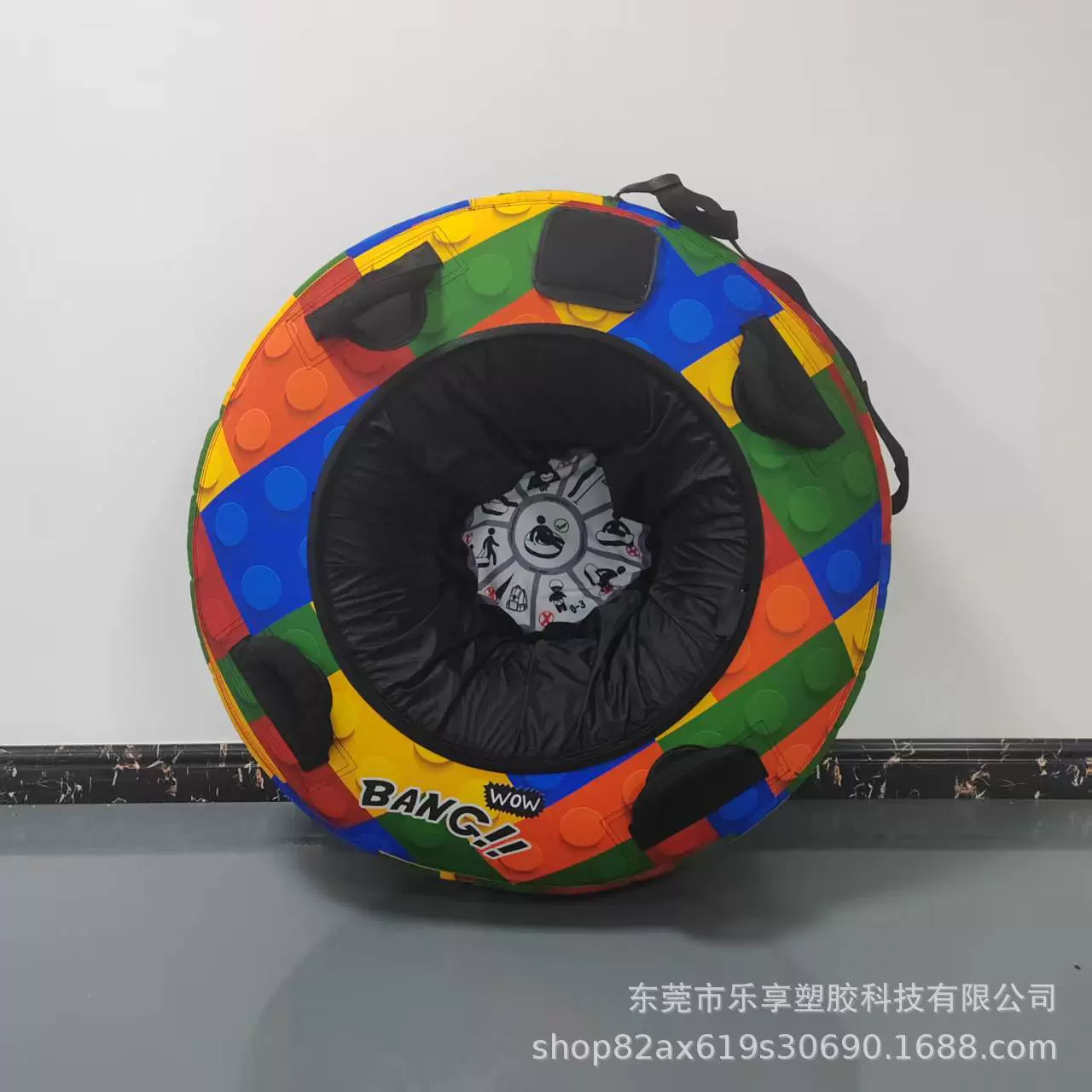 厂家雪橇现货充气滑雪圈pvc加厚耐寒布套拖拉冬季户外雪地玩具