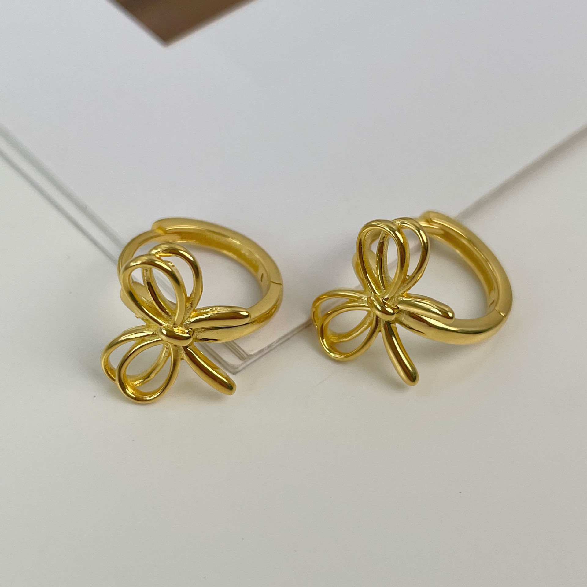 Saiina tiro real Corea del Sur Corea estilo coreano nicho 925 plata esterlina mariposa oreja hebilla de las mujeres simple moda ins estilo pendientes