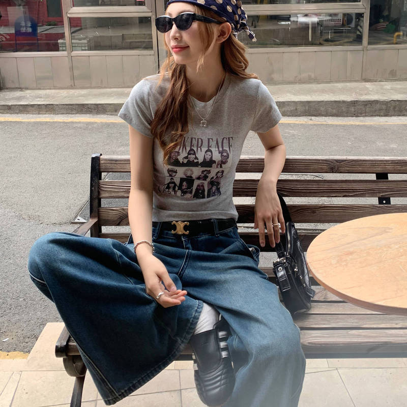 Gray Printed Short-Sleeve T-Shirt for Women, Short Style, 2026 Summer New American Style, Slim Fit Top