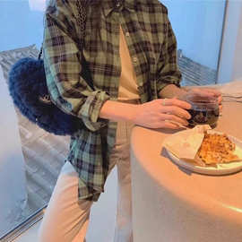 幂式穿搭复古绿色格子衬衫女秋季防晒衬衣春秋款外套棉麻上衣春装