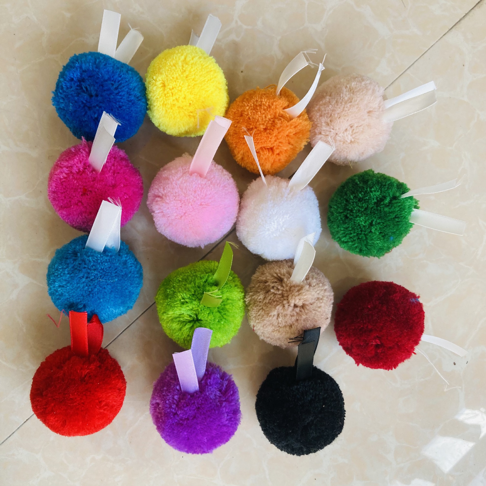 5cm细毛线 开司米球 挂绳毛球 抱枕毛毯挂件服装辅料绒球diy配饰