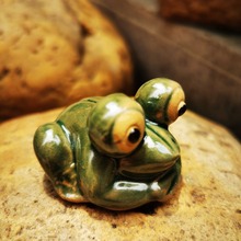 可爱大眼青蛙 石湾陶瓷公仔 盆景鱼缸装饰 假山摆件配件一件代发