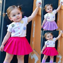 2025年春夏女童针织立体花短袖开衫 + 玫红百褶裙套装