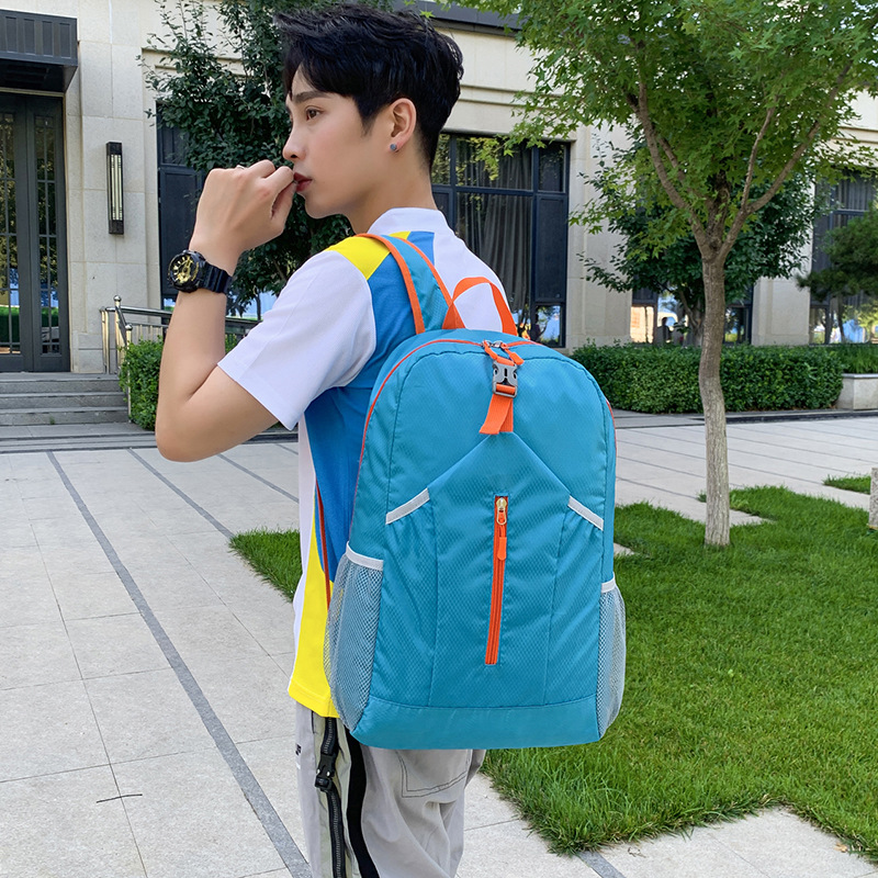 Bolsa transfronteriza nueva mochila impermeable al aire libre mochila deportiva bolsa de almacenamiento plegable mochila de viaje de gran capacidad