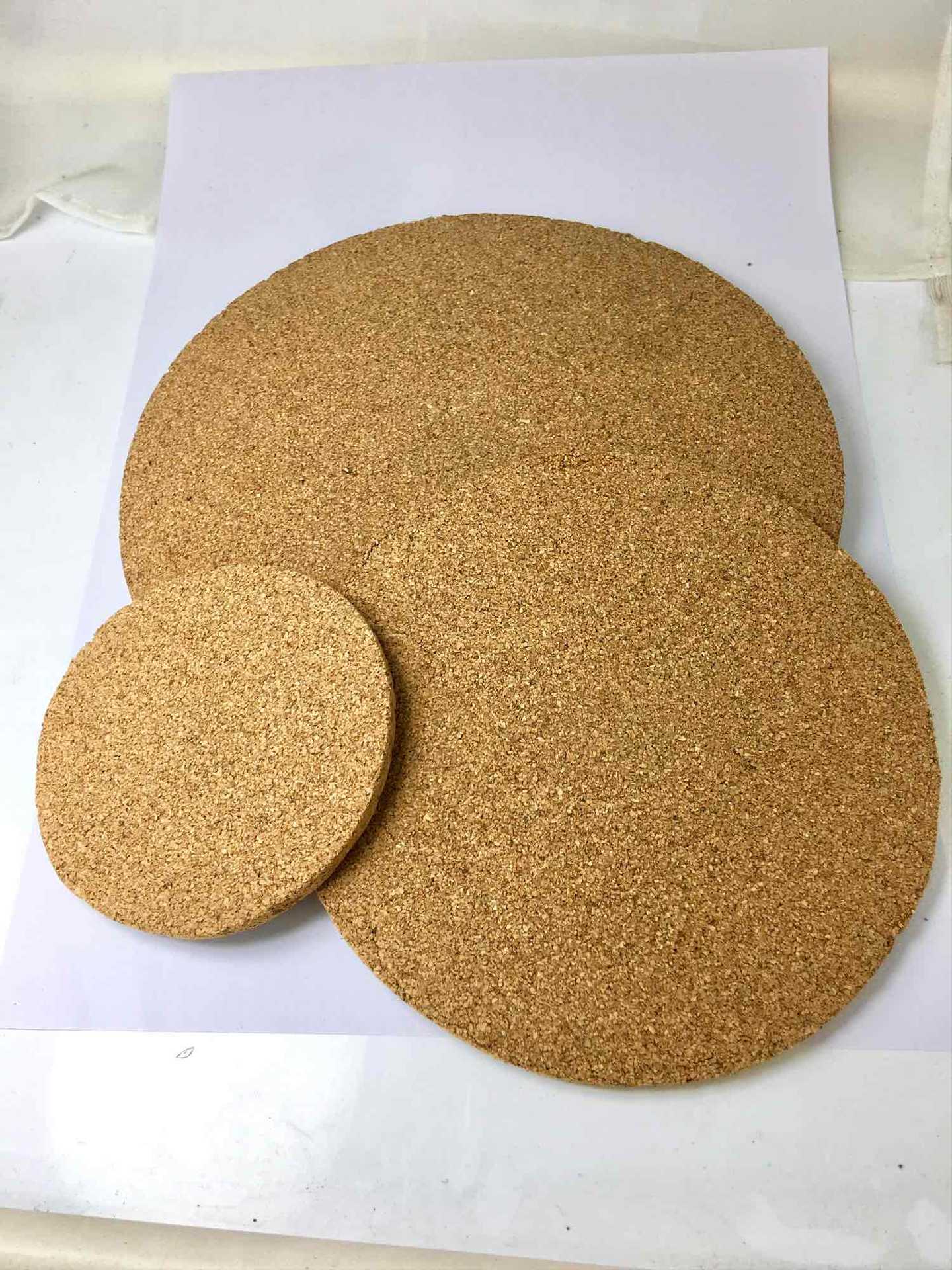 Factory direct selling cork insulation pads