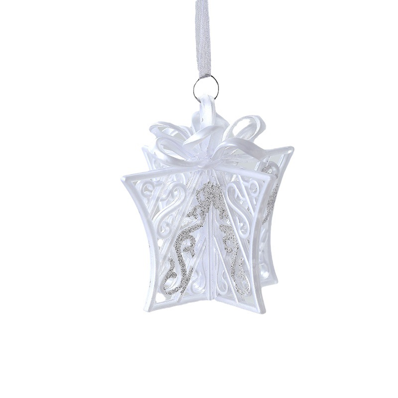 Nuevo colgante de acrílico de Navidad blanco transfronterizo, copos de nieve en polvo de brillo, paquete de regalo de árbol de Navidad de mariposa, colgante de caramelo pequeño