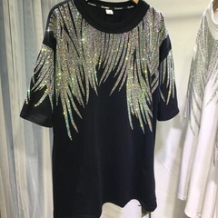 特大サイズ2-300斤太ったm春装欧品重工ホットドリルtシャツ男女の中で長いタイプの痩せた半袖上着が湿っている