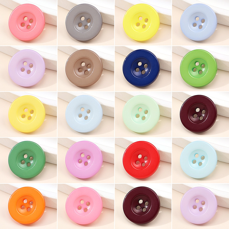 Direct Supply of Colorful Versatile Resin Buttons for Children's Clothing, Four-Hole Buttons in Various Sizes, Fashionable for Coats, Shirts, and Cuff Decorations