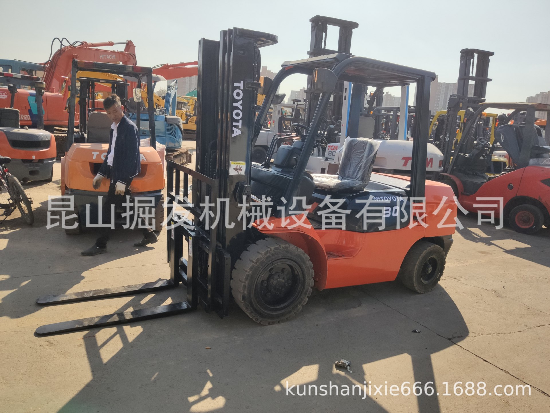 丰田3吨高门架柴油叉车 丰田3吨5吨10吨叉车杭叉 合力