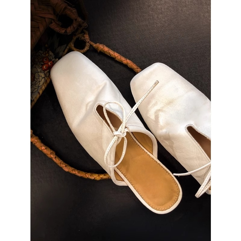 Square-Toe Lace-Up Mules, Low-Heeled Pleated Old Craftsmanship, Genuine Leather Toe-Cap Half Slippers, Women's Outer Wear, Lazy Shoes, Sandals Square-Toe Lace-Up Mules, Low-Heeled Pleated Old Craftsmanship, Genuine Leather Toe-Cap Half Slippers, Women's Outer Wear, Lazy Shoes, Sandals