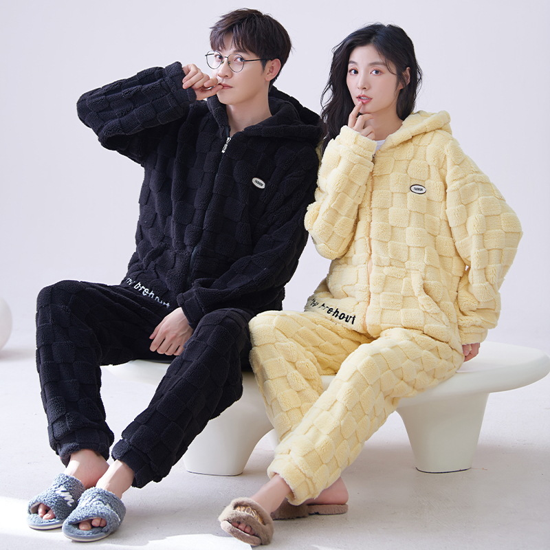 Otoño e invierno pareja cardigan pijamas engrosada ropa para el hogar de los hombres traje con capucha cálido invierno de las mujeres polar forrado de lana de coral