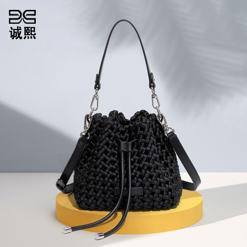 High-end New Style Handbag Windmill Knot Water Bucket Bag Hand-woven Bag Unique Design Lightweight Single Shoulder Crossbody Bag