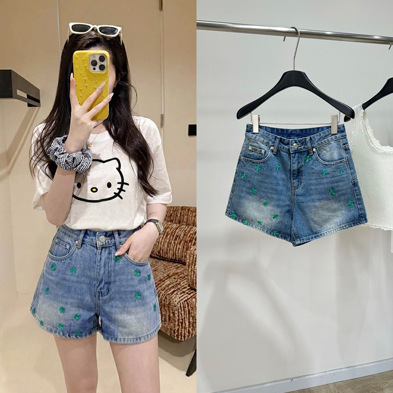 2026 Spring/Summer Shenzhen Nanyou Blue Four-Leaf Clover Embroidered Denim Shorts and Long Pants High Waist Slimming Commuter Style Women's Model