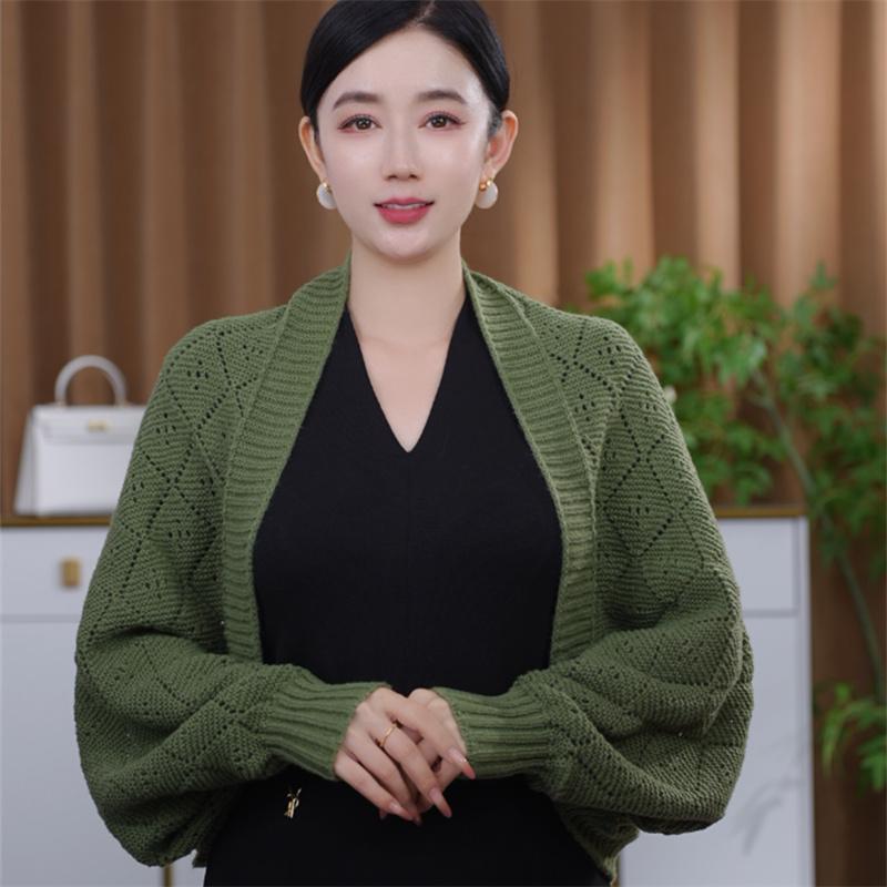 冬季保暖新款镂空提花保暖披肩百搭时尚气质开衫洋气外搭针织休闲|undefined