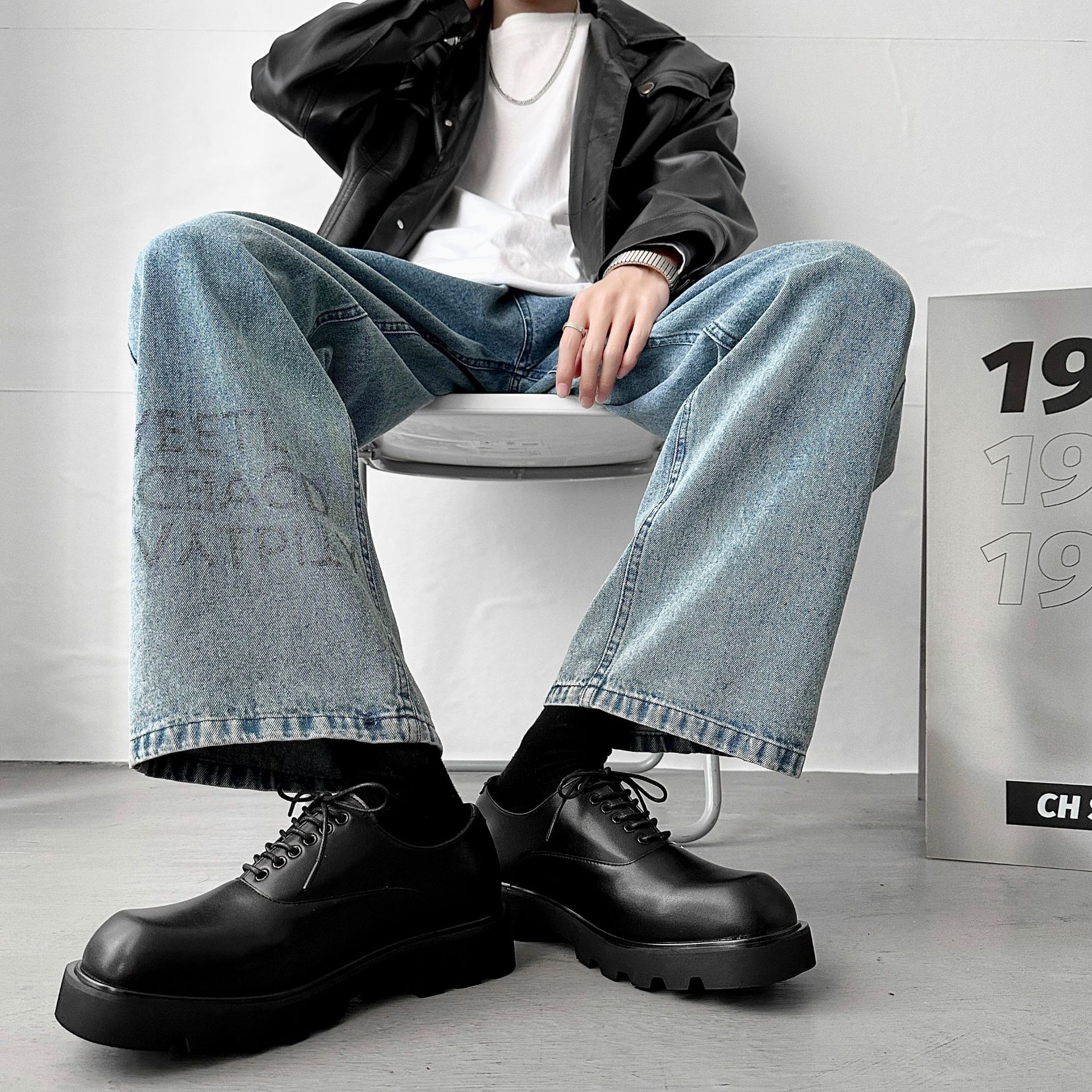 ShoeVault Herren-Loafer aus Leder mit eckiger Zehenpartie, hochwertige, dicksohlige Loafer im koreanischen Stil, schwarze Derby-Schuhe mit höhenverstärkender Wirkung_voghion.com