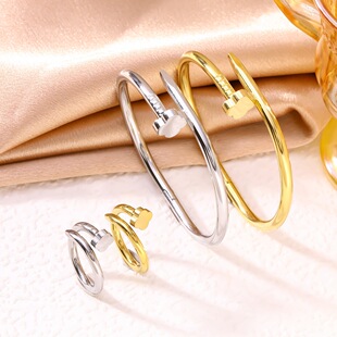 �羳�r�б��������\���~�����C��ָ���b Ů�18K�������S��