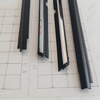 Wing Shenfeng Dis Lancer Activ glass outer battens electroplated window front and rear glass inner battens (Vehicle Sealing Strip)