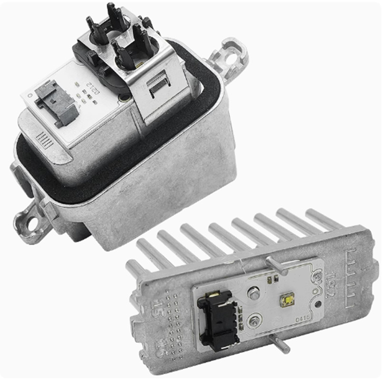 Aplicable a 12 - 16 modelos Audi A5 luz diurna módulo de fuente de luz delantero S5 luz diurna luz amarilla